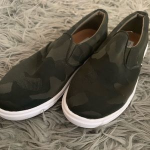 Steve Madden slip on Sneakers